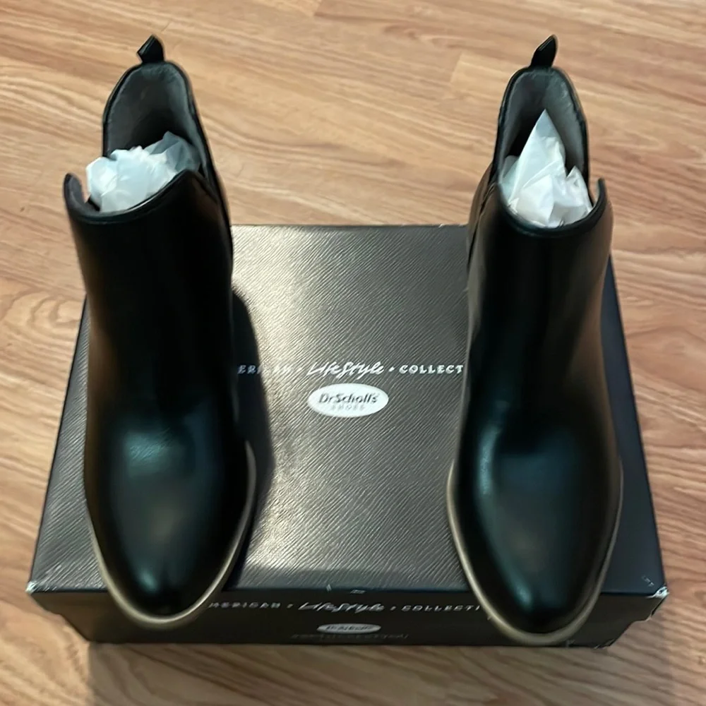 NWT- Dr. Scholl's Shoes Women's Teammate Ankle Boot, size 6 - Picture 4 of 11
